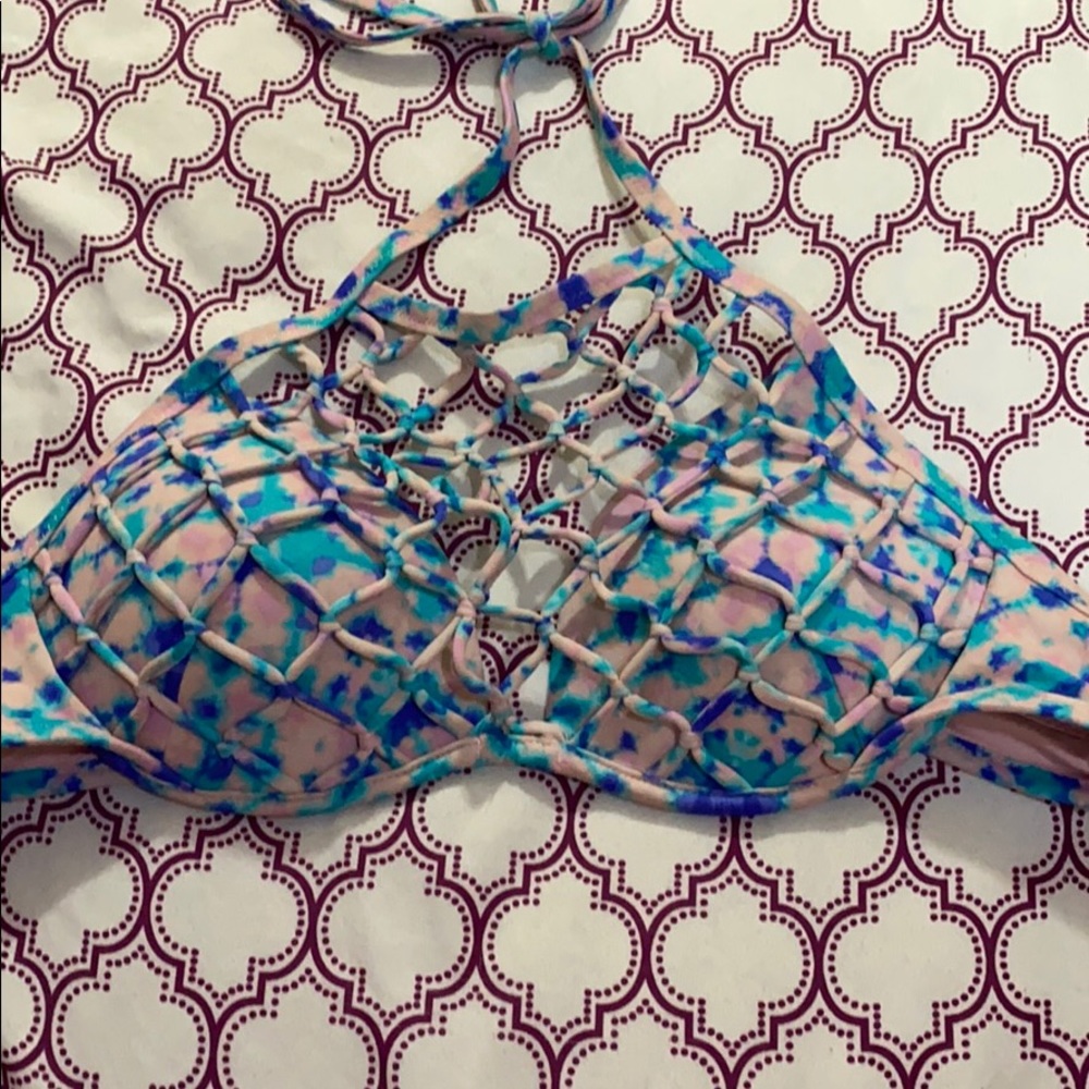 Bikini top
